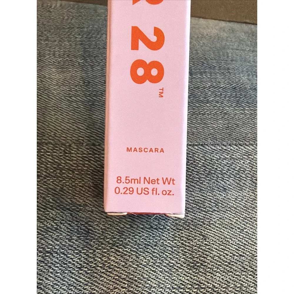 Tower 28 Make Waves Mascara Jet Black 8.5 mL / 0.29 fl oz Curl, Lift & Define